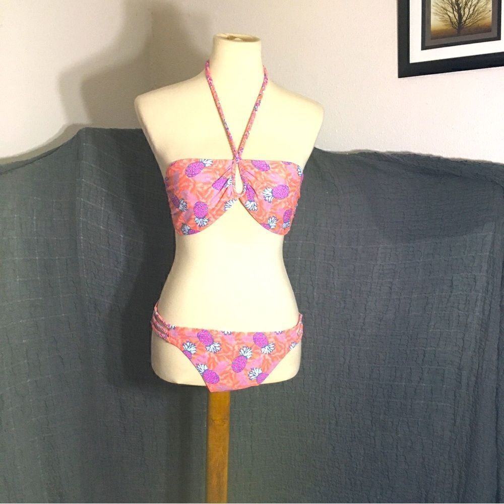 American Eagle Pinnaple Print Bikini Size M/XL